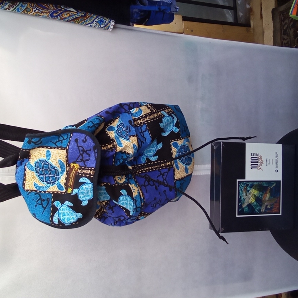 Local Design drawstring backpack+ sea turtle puzzle